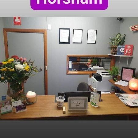 Smerdon Lodge Motel Horsham Dış mekan fotoğraf