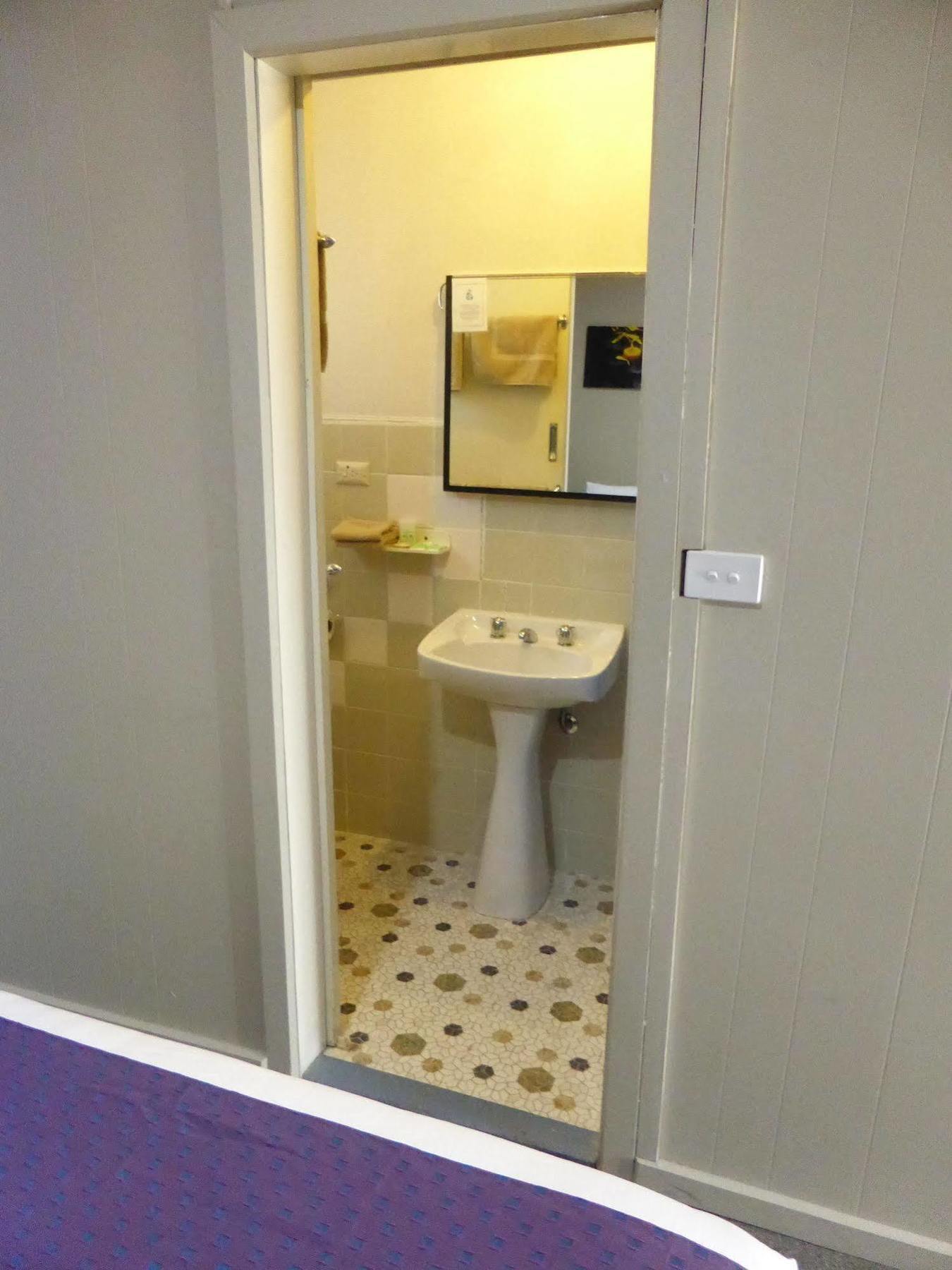 Smerdon Lodge Motel Horsham Dış mekan fotoğraf