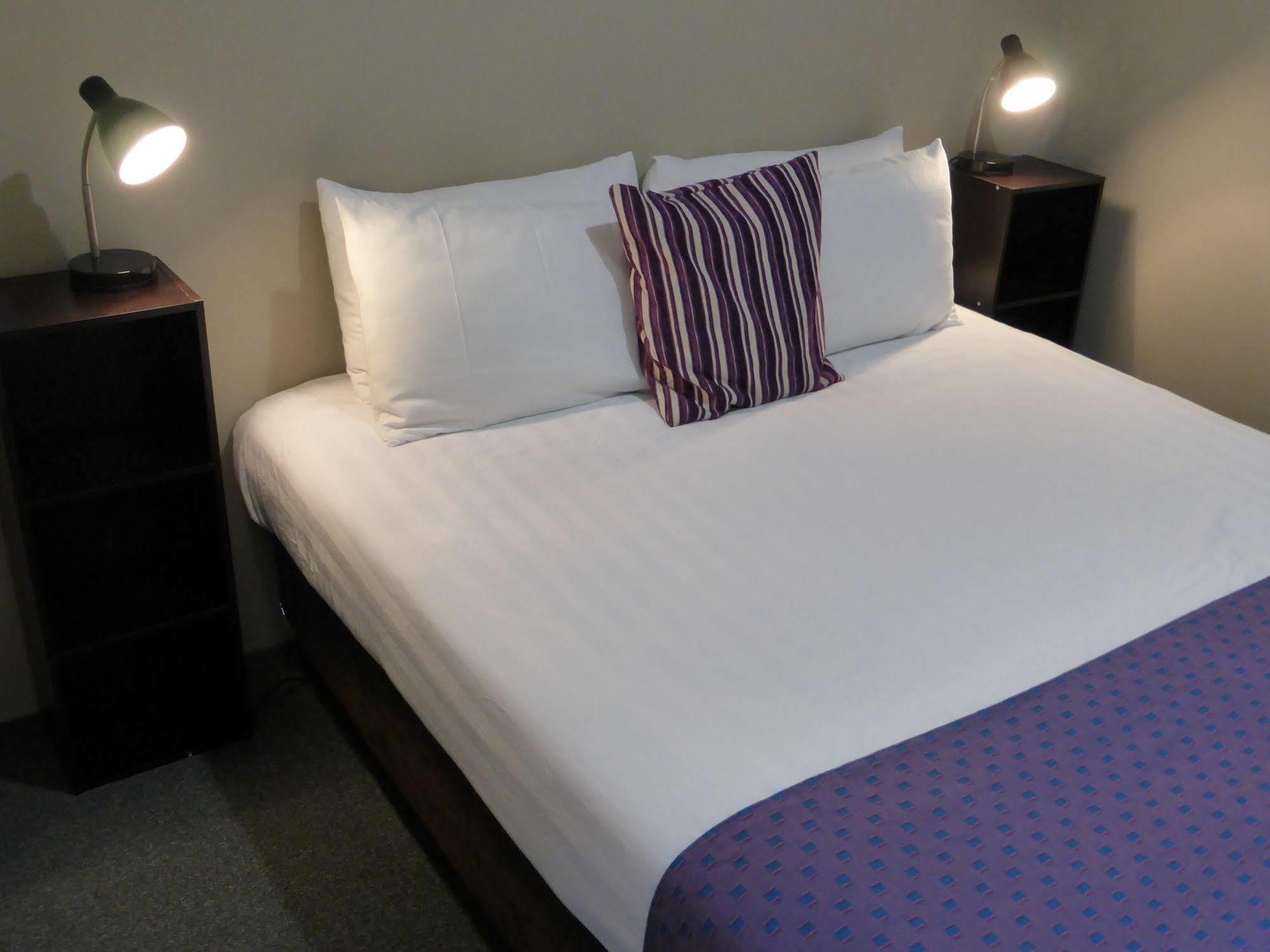 Smerdon Lodge Motel Horsham Dış mekan fotoğraf