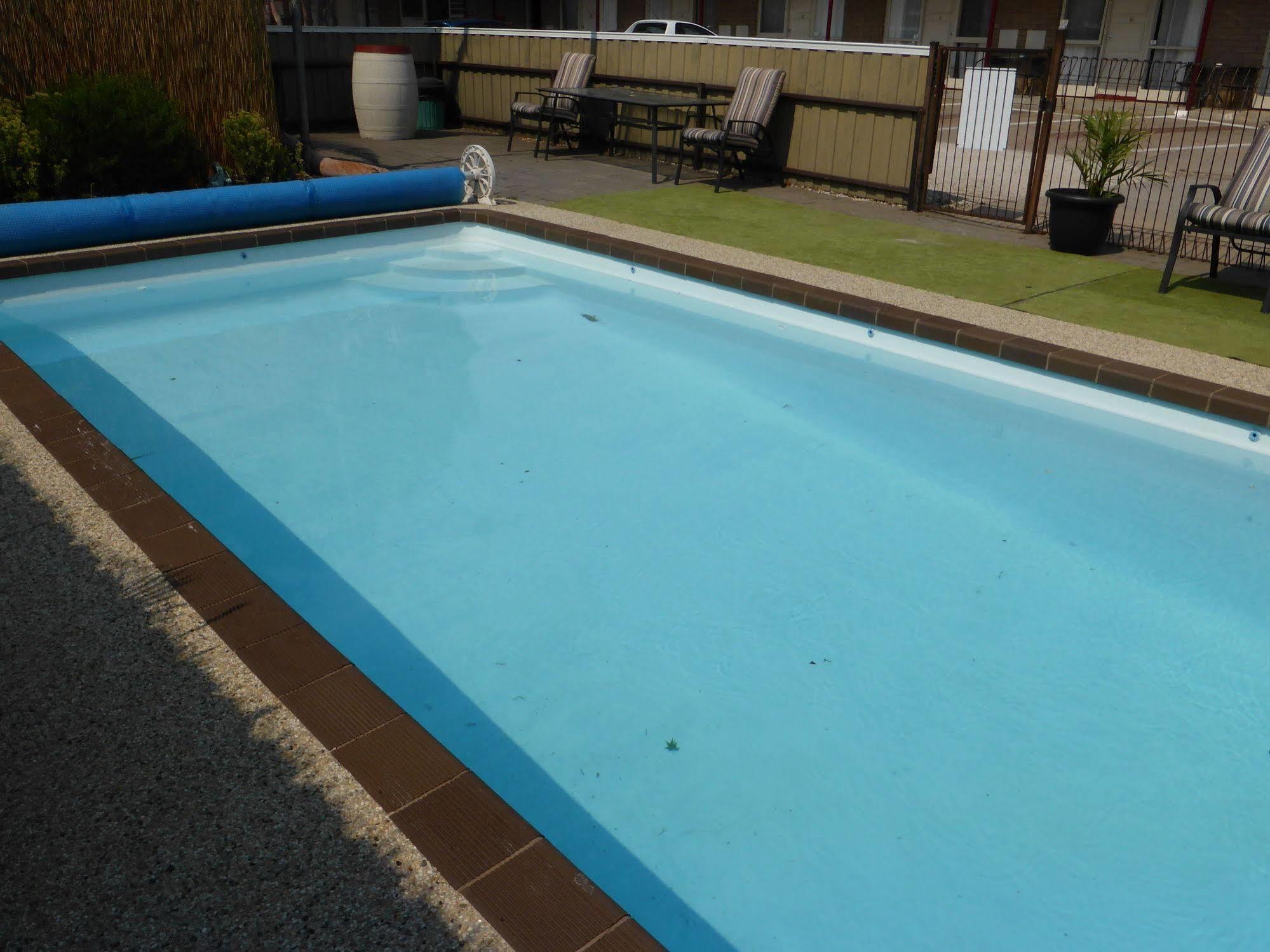 Smerdon Lodge Motel Horsham Dış mekan fotoğraf