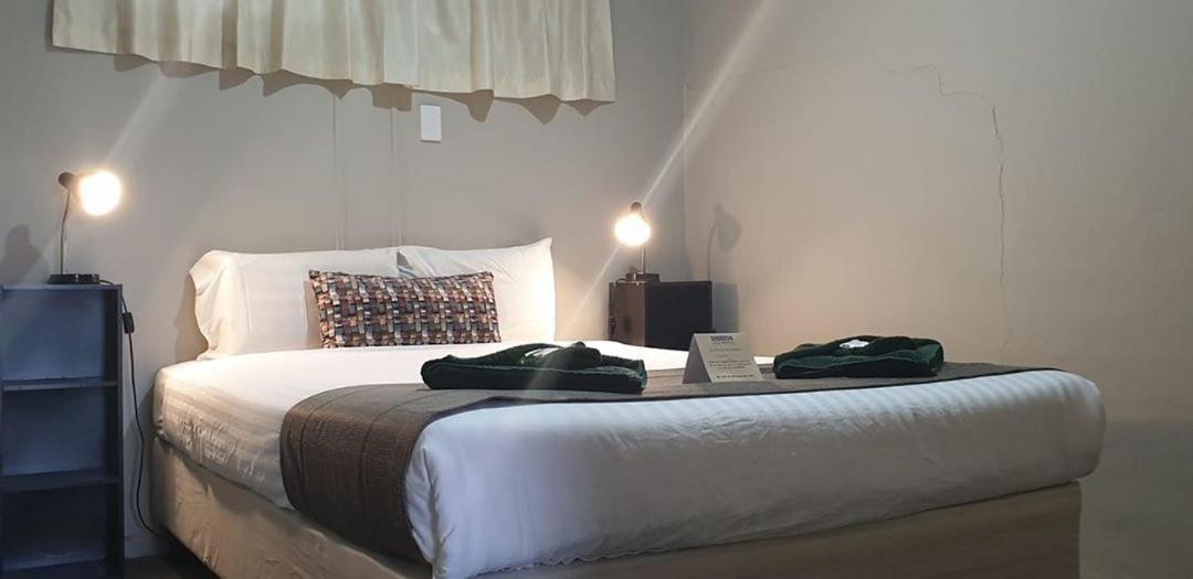 Smerdon Lodge Motel Horsham Dış mekan fotoğraf